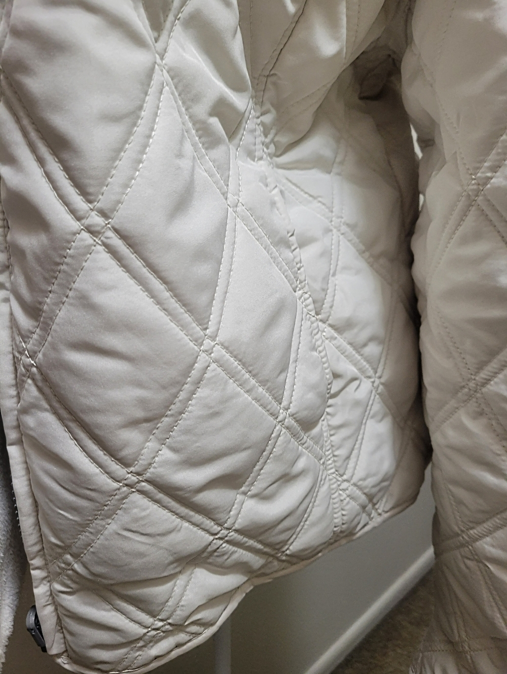 Womans Jacket - Picture 7 of 15